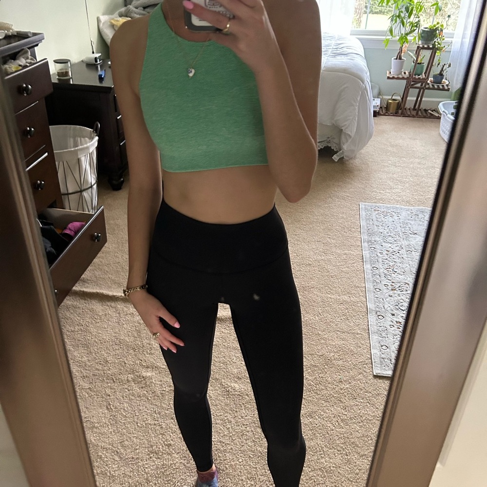Black Lululemon leggings- Wunder Train